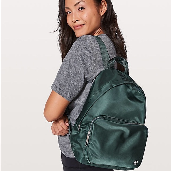 lululemon everywhere backpack